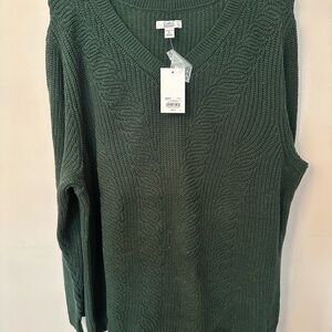 Forest green V neck sweater with tags sz 2XL